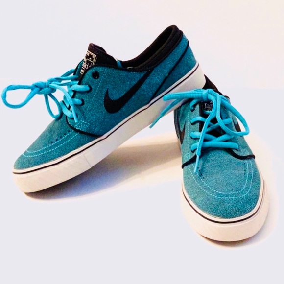 Nike Shoes - EUC🖤Nike Stefan Janoski Skater Shoes